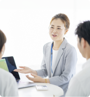 ASIA HOMESのスタッフの雰囲気や、会社の雰囲気を感じていただけます。